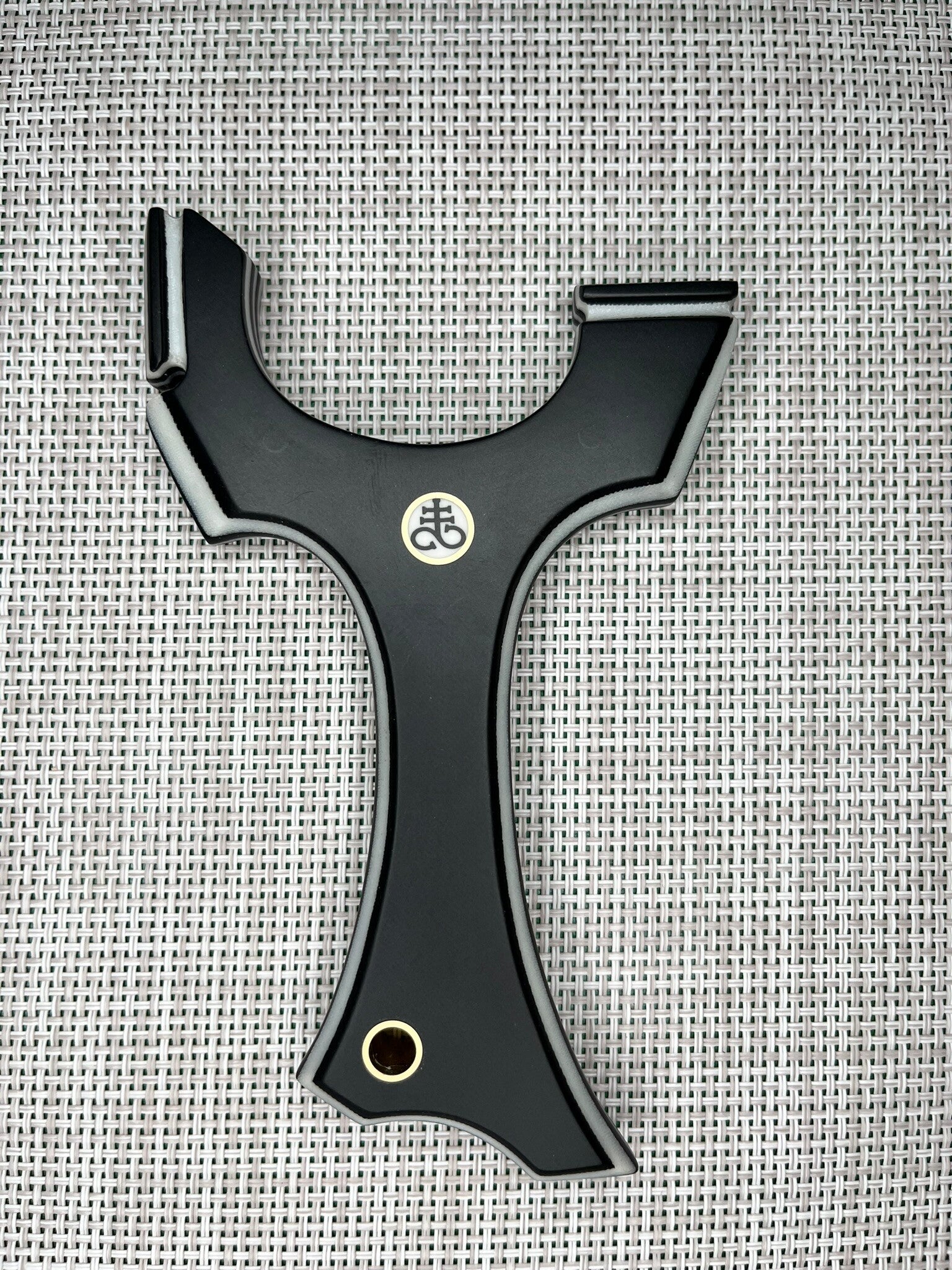 MAYHEM Custom Slingshot OTTF. 85mm.