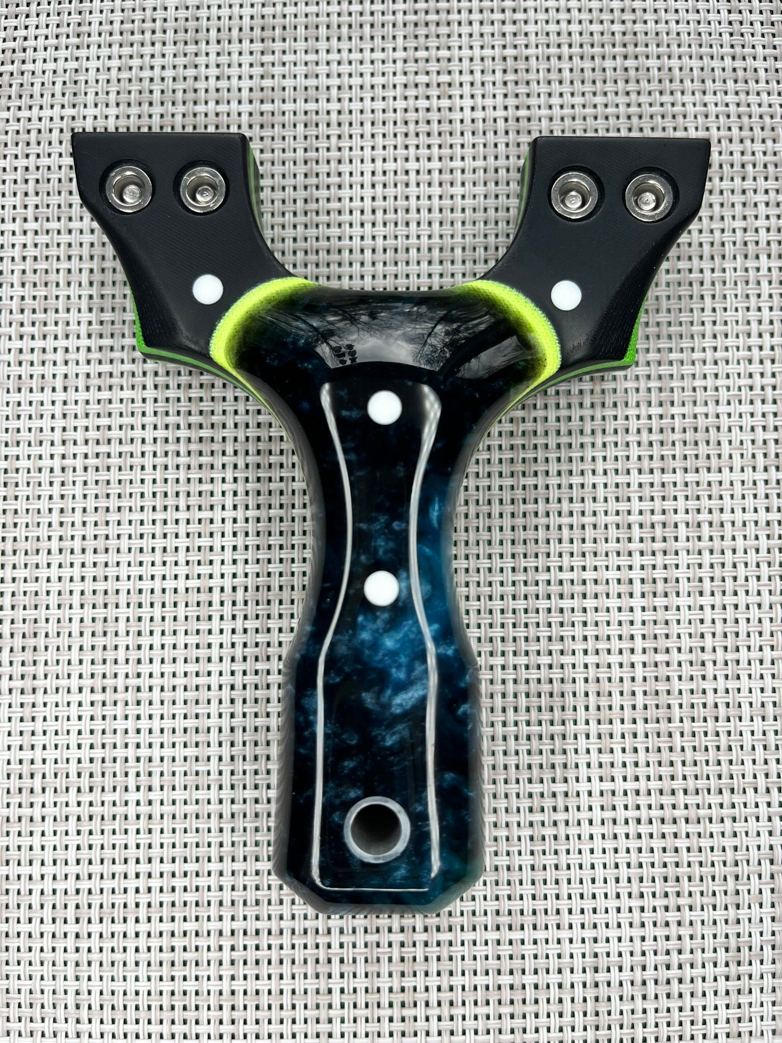 LITTLE SNAKE Custom Slingshot OTT. 90mm.