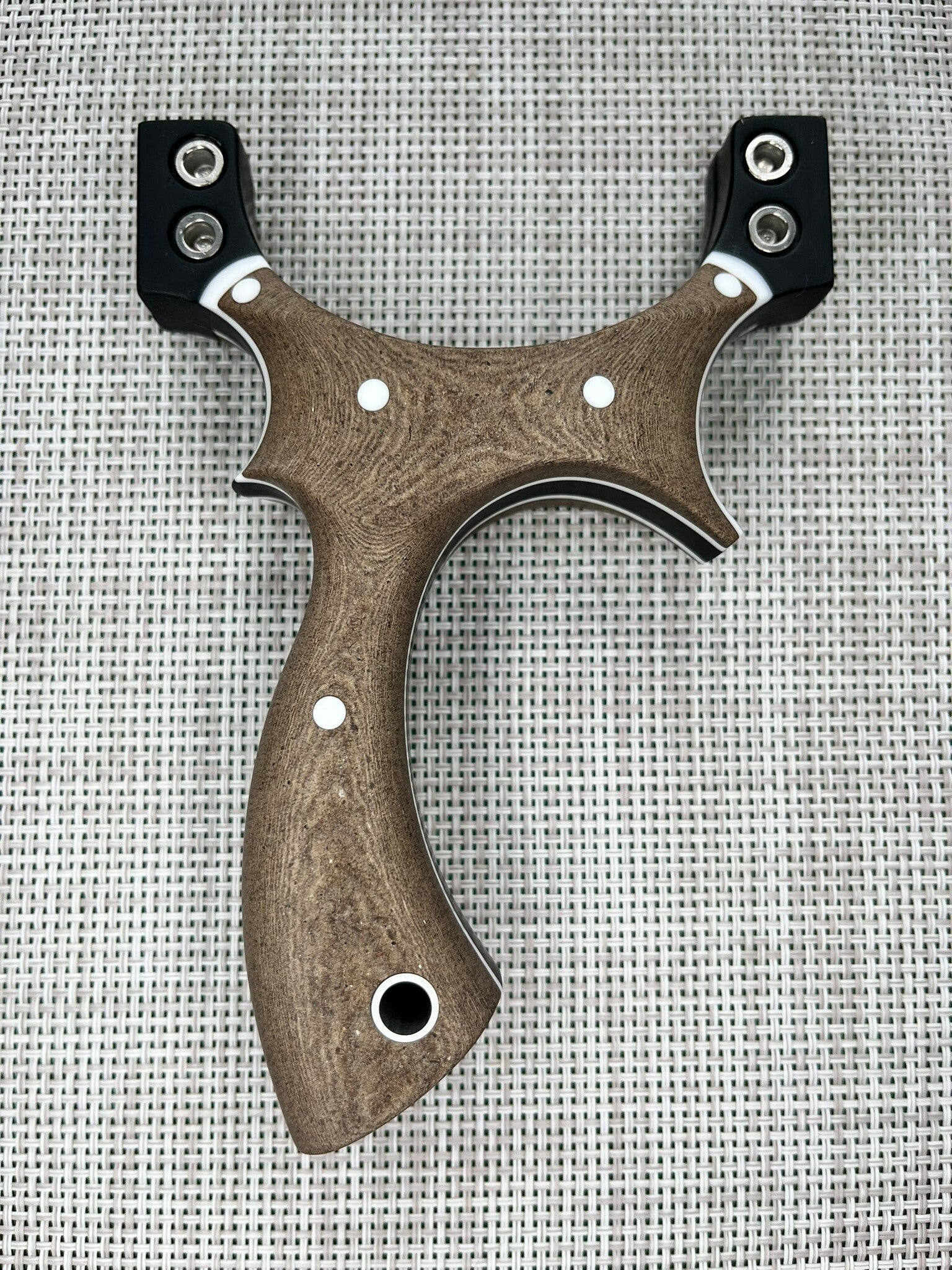 BORNEO Custom Slingshot TTF. 95mm.