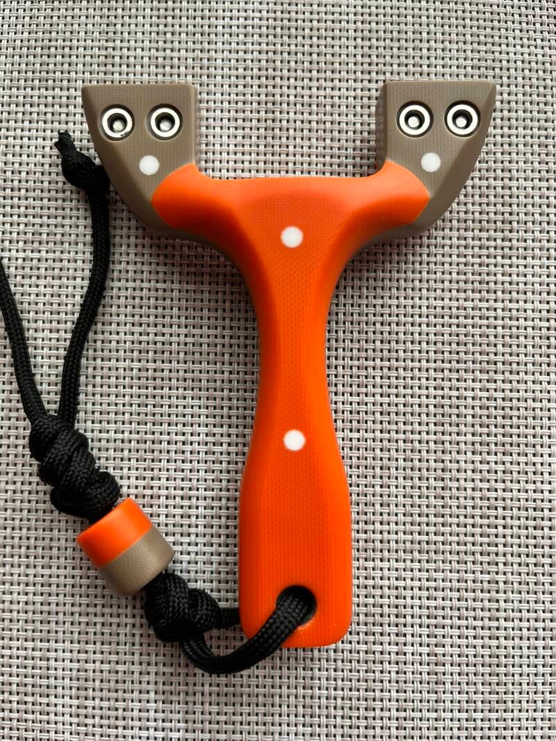 EZ LINE Custom Slingshot OTT. 90mm.