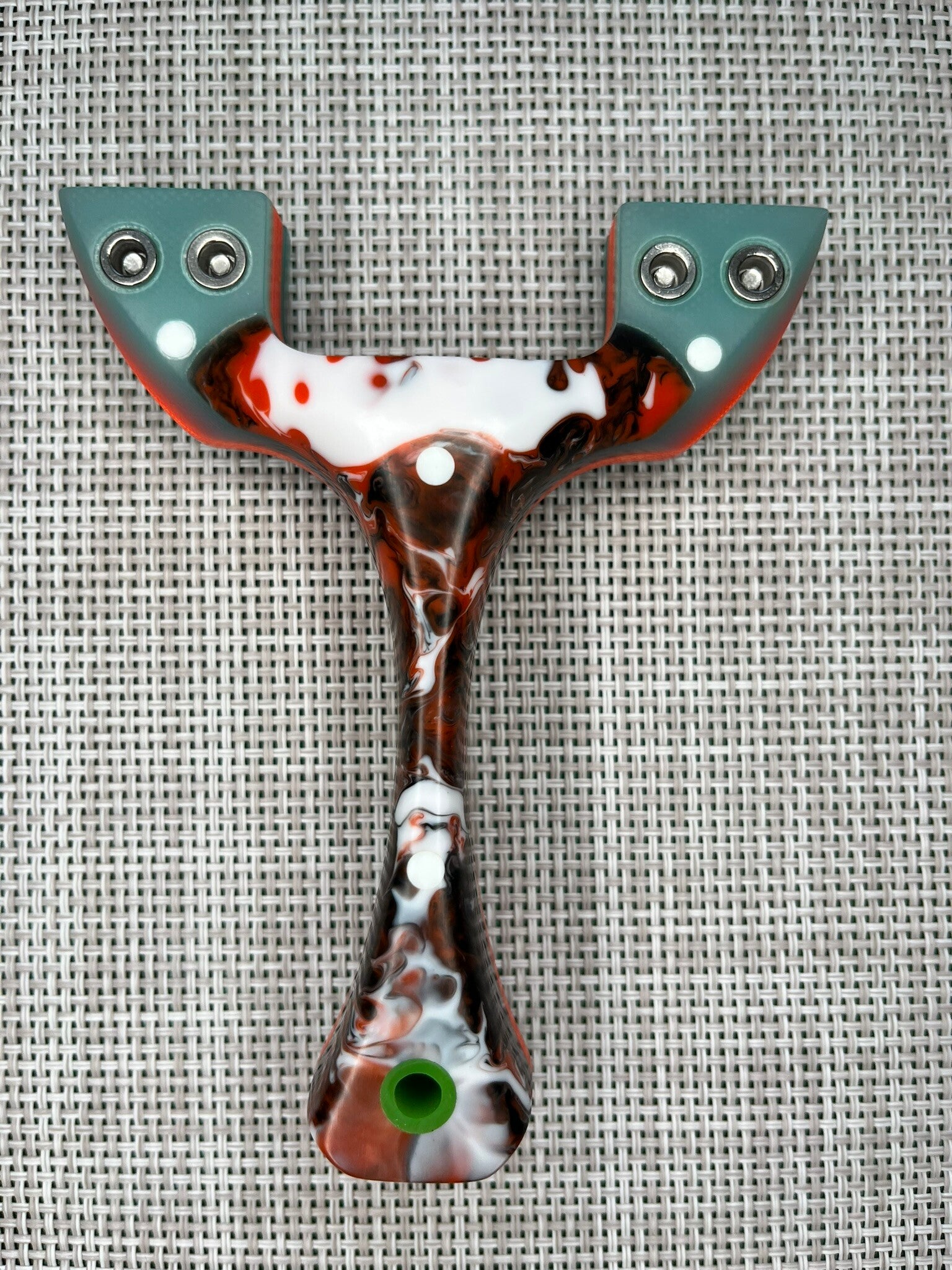 TYRON Custom Slingshot OTT. 90mm.