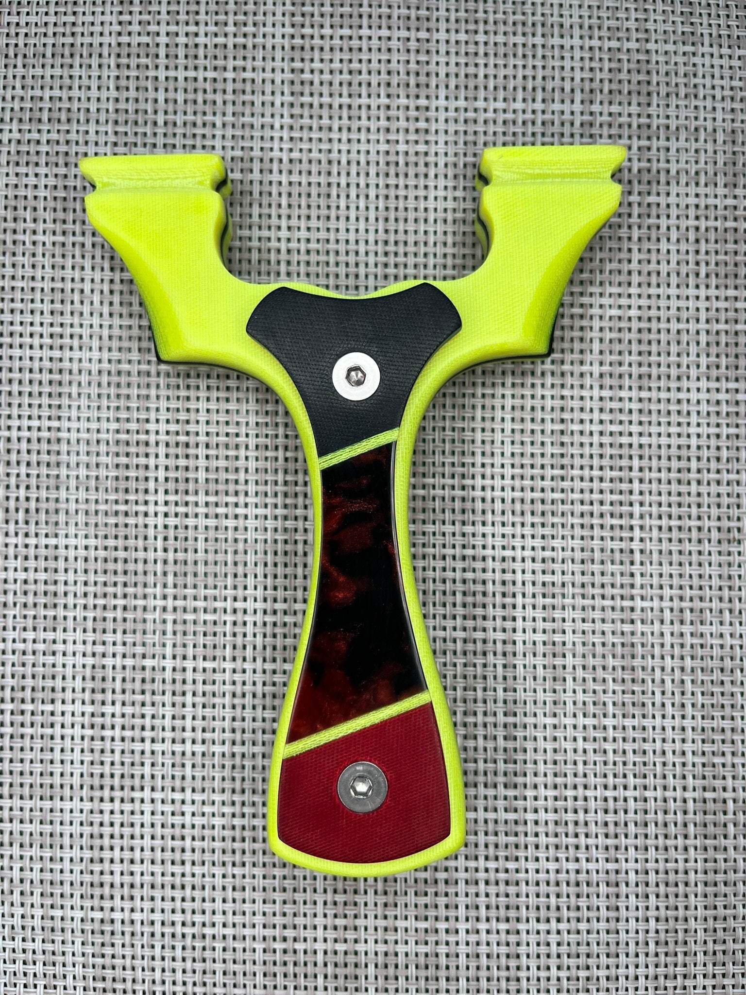 MOWGLI Exotic Custom Slingshot OTT. 90mm.