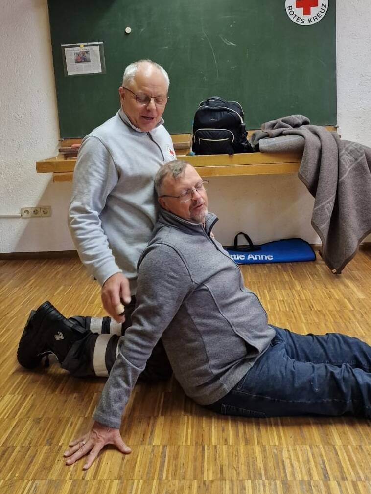 Unterstützung einer kranken oder verletzten Person