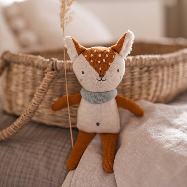 Babyrassel Reh mit Halstuch*