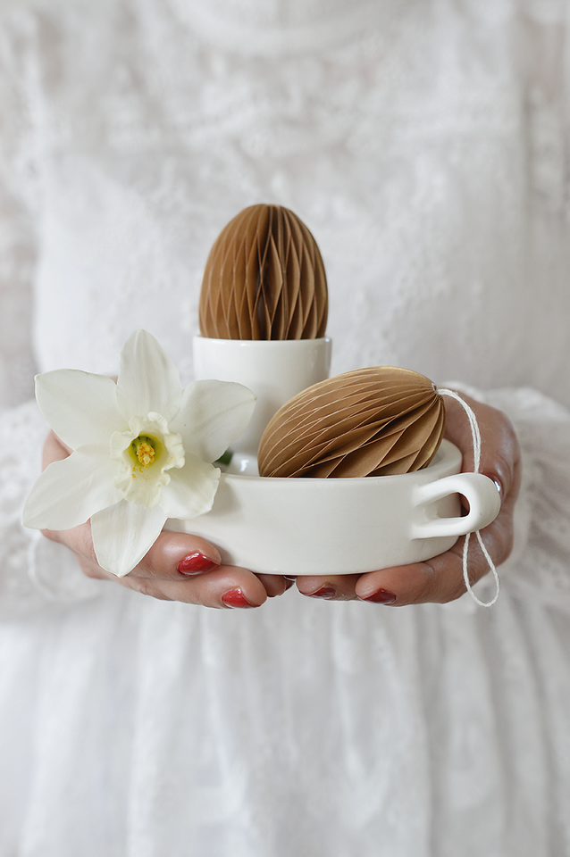 Osterei aus Papier magnetisch toffee*