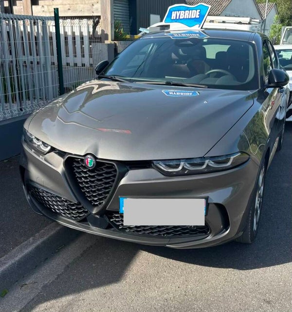 Alfa Roméo junior  hybrida 2022 130cv