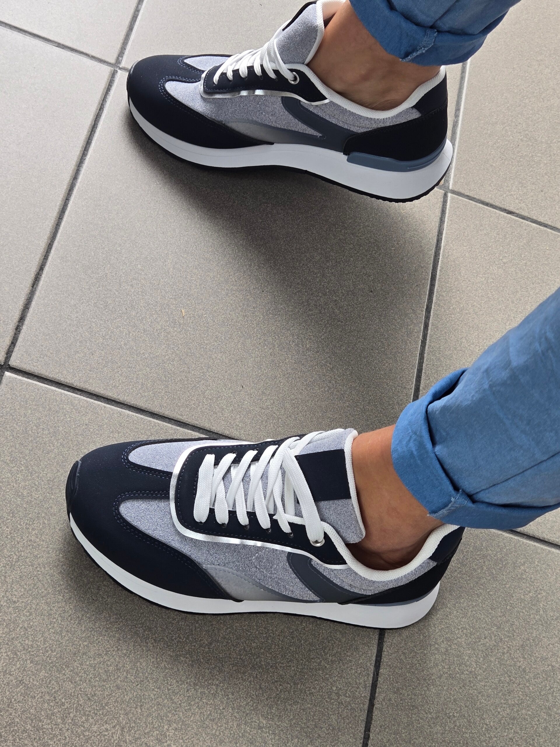 Basket eline bleu