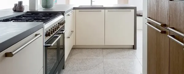 Larix | Serie Bjorn | Vloertegel