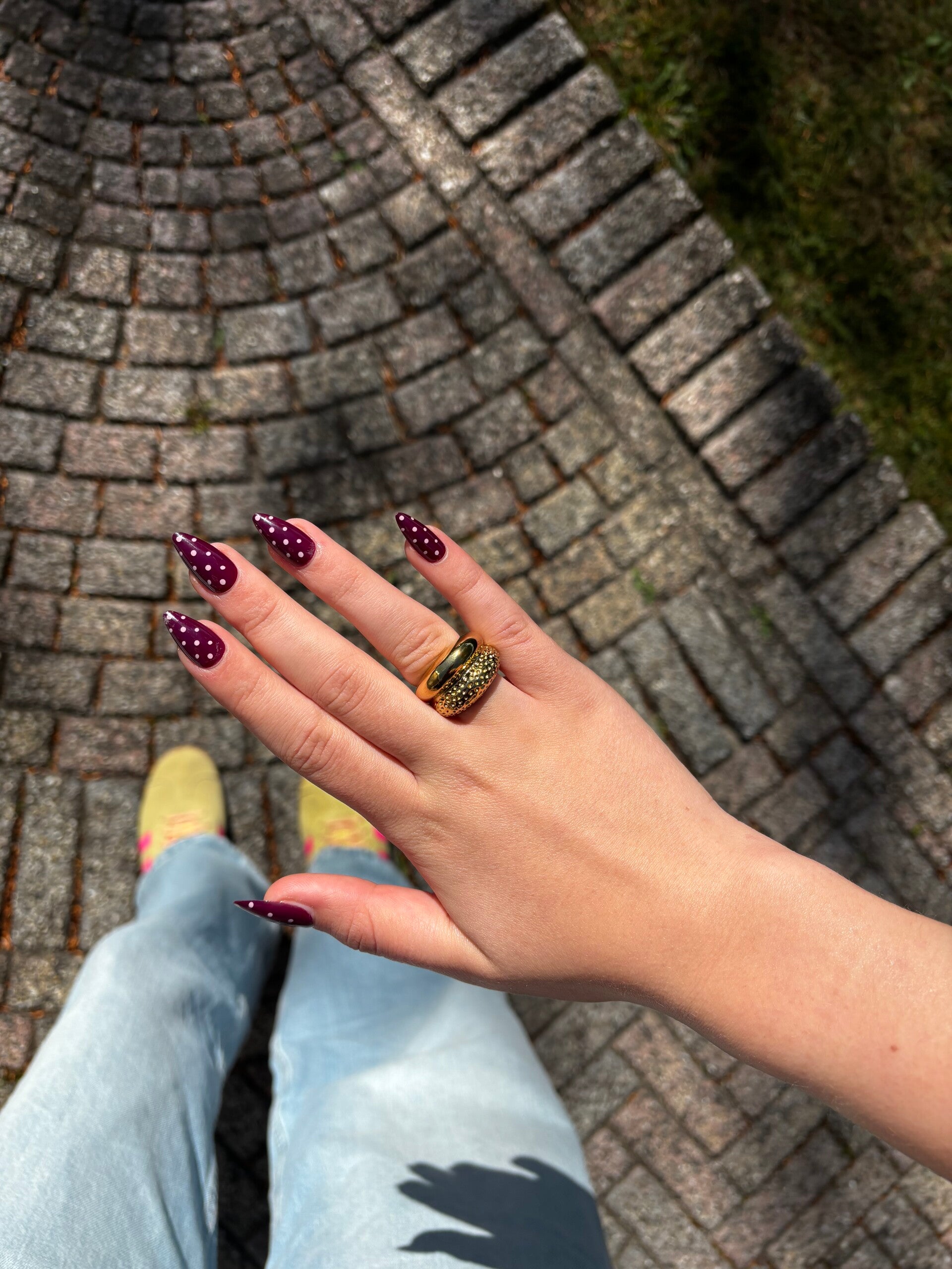 Double edgy ring goud
