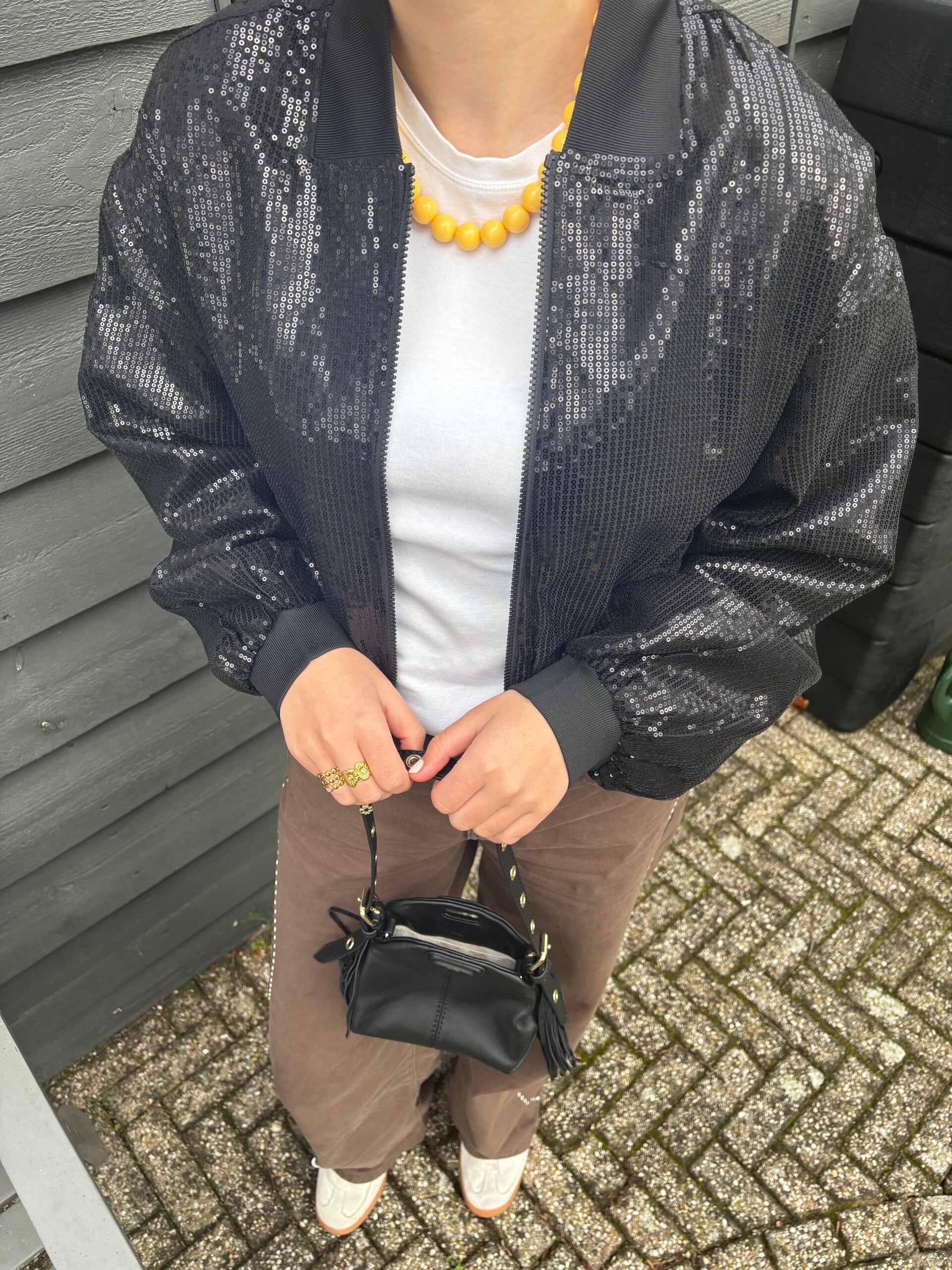 Bold necklace geel