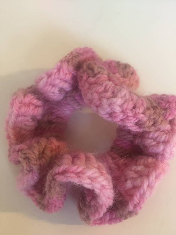 Roze scrunchie