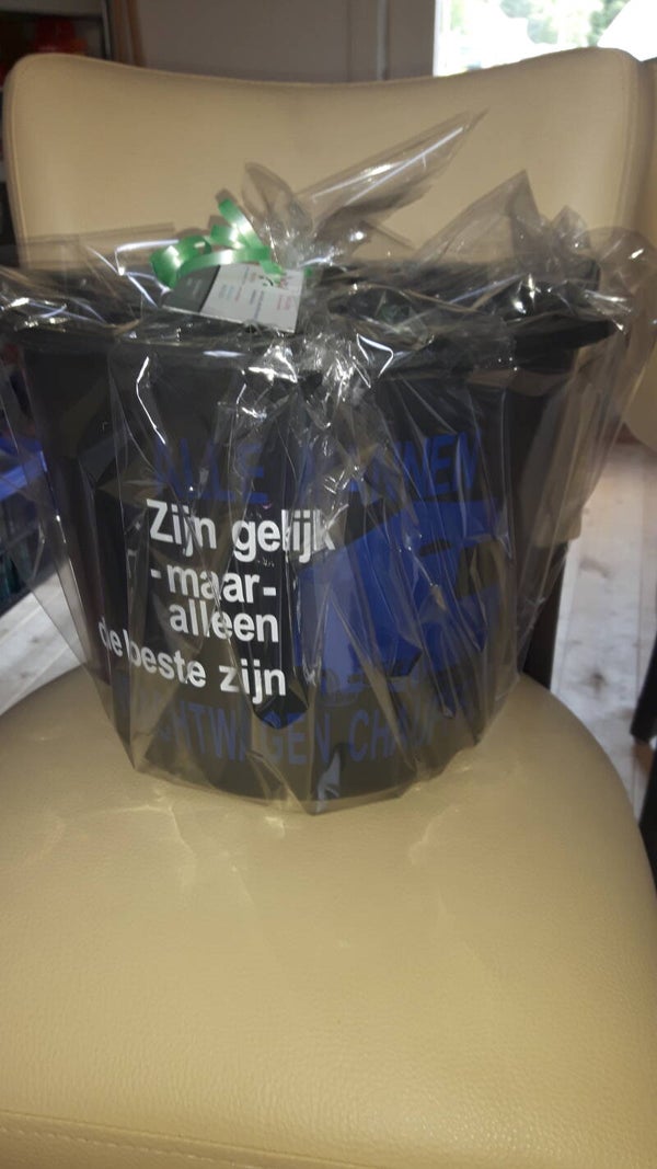 Bouwemmer vrachtwagen chauffeur