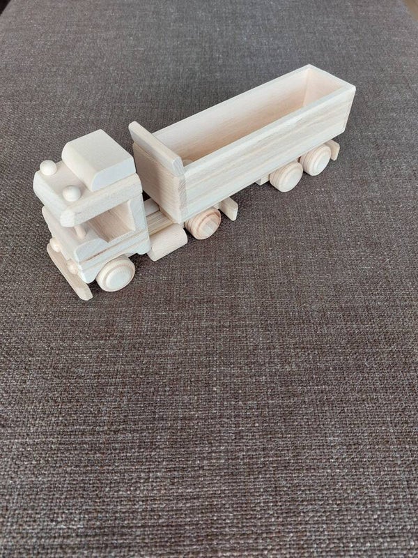 houten vrachtwagen
