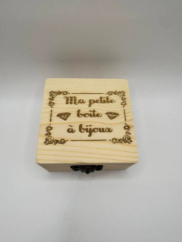 Petite boite en bois