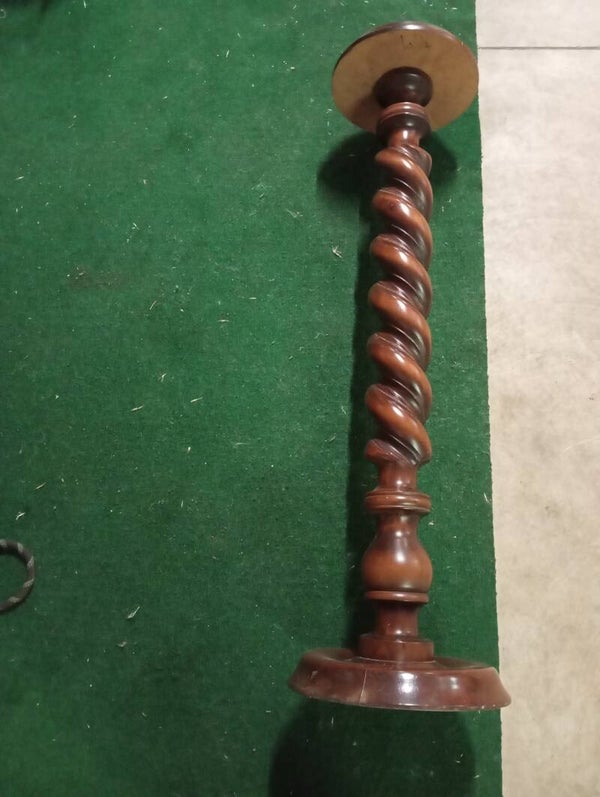 Colonna in legno
