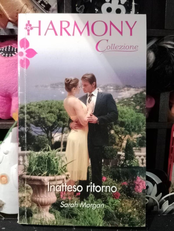 Libro romanzo rosa