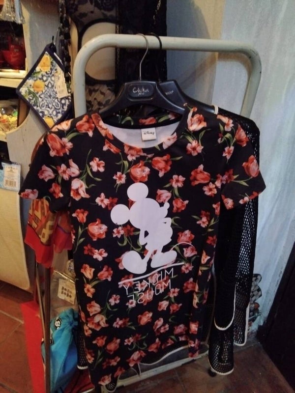 Abbigliamento donna