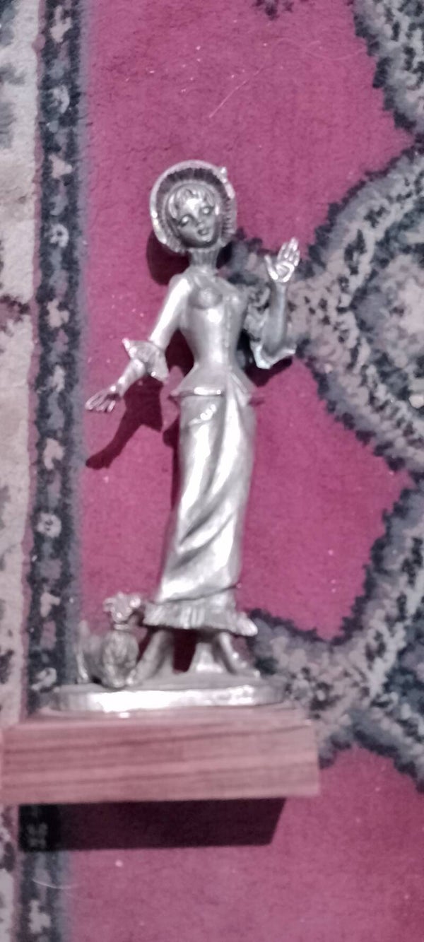 Statua in peltro