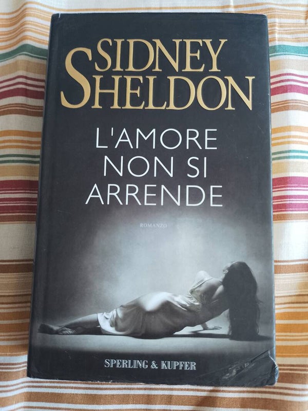 Romanzo di " Sydney Sheldon" .