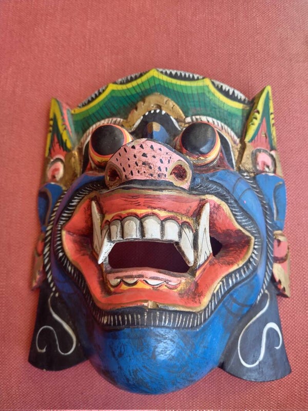 Maschera di legno