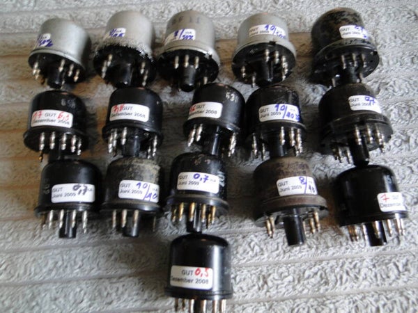 Vintage Telefunken / Valvo EF12 Stahlröhren Vacuum Tubes – Fully Tested & Certified Good