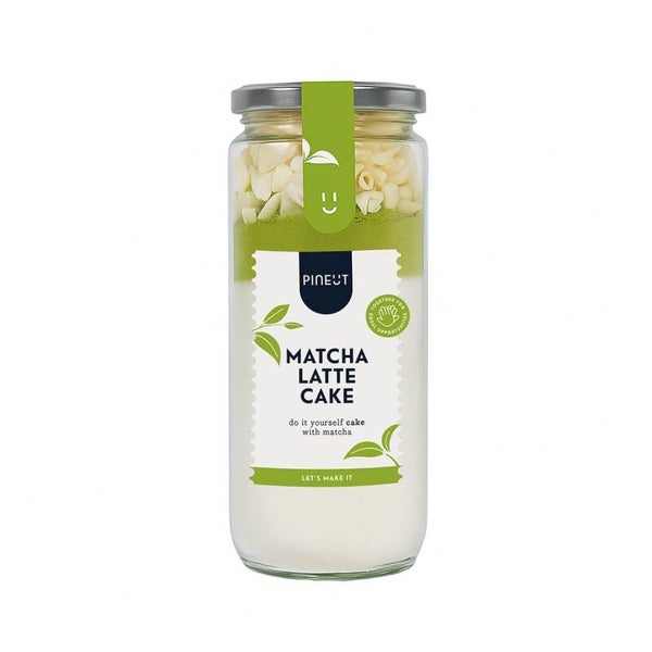 Matcha latte cake
