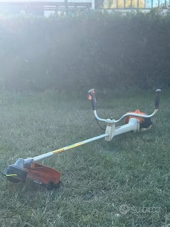 DECESPUGLIATORE STIHL FS450