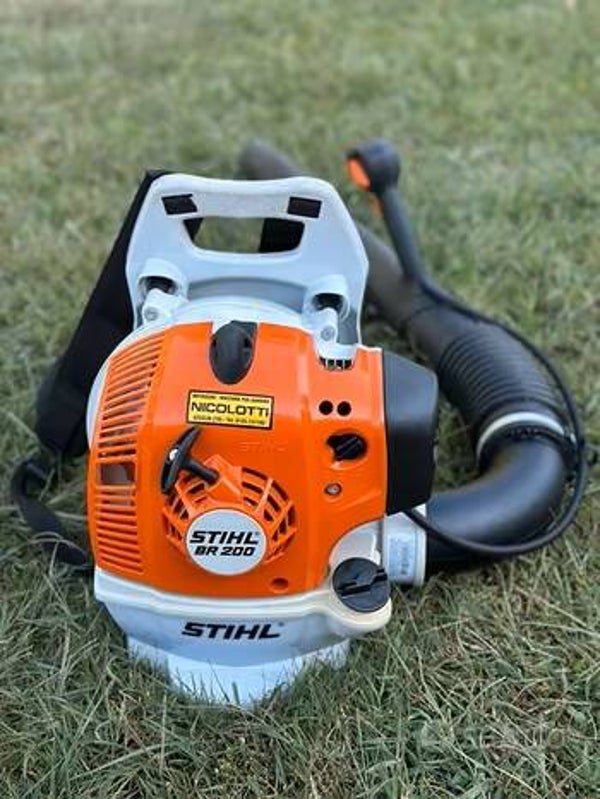 SOFFIATORE SPALLEGGIATO STIHL BR 200