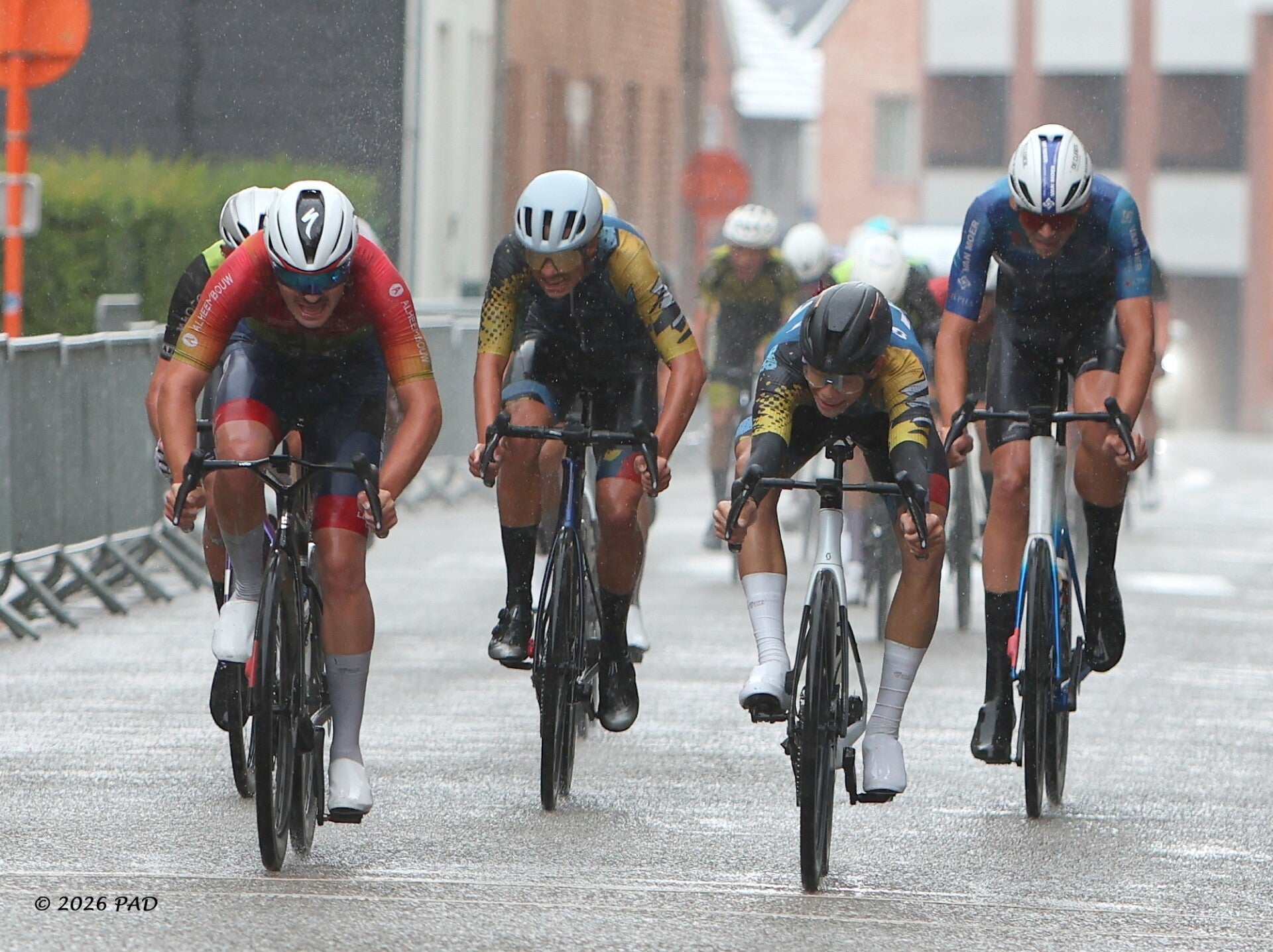 ruiselede-koers-1-2-128a0930-standard.jpg
