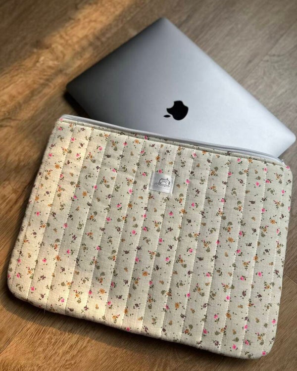 FUNDA ORDENADOR O TABLET SIN VOLANTE