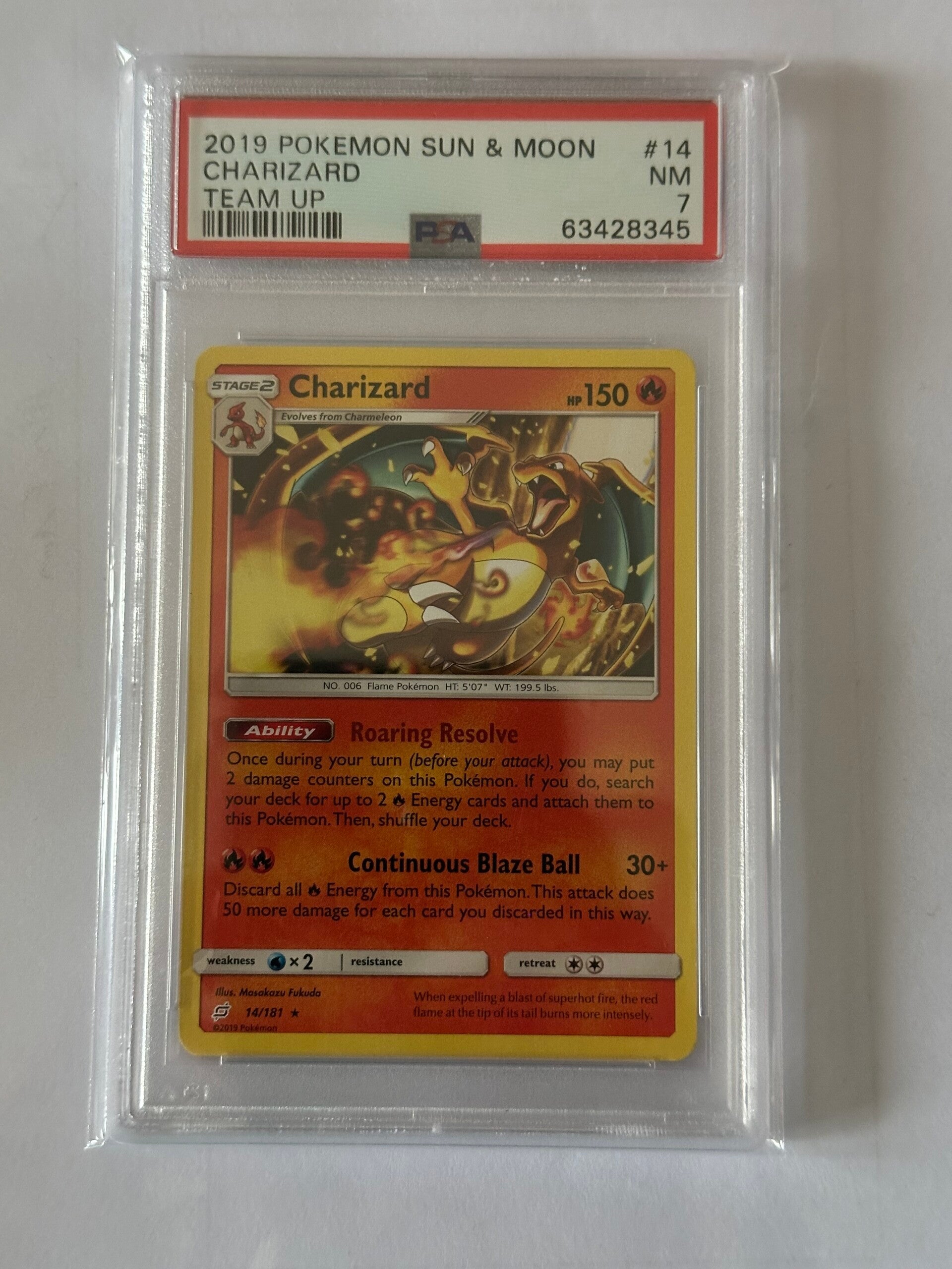 Charizard 2019 Pokémon Sun & Moon - Team Up PSA 7