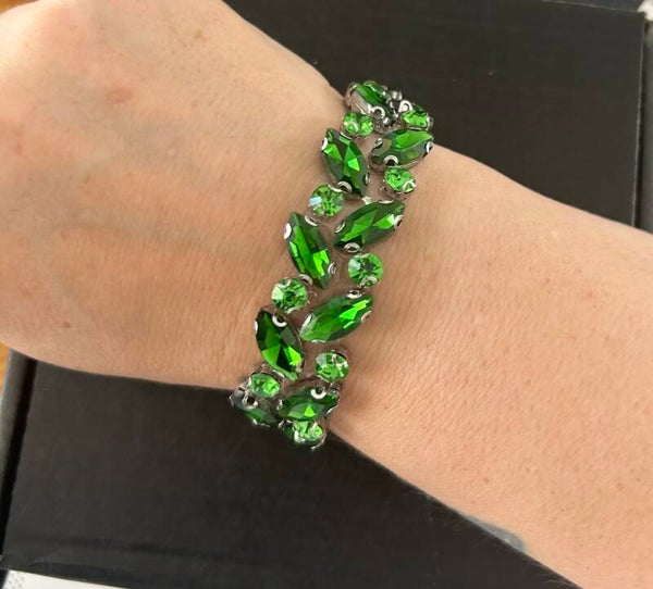 Handmade green braclet