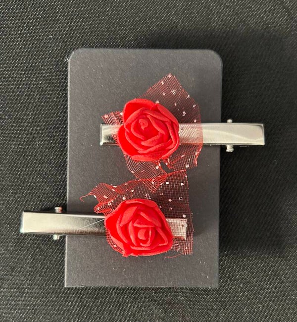 Red rose hair clips