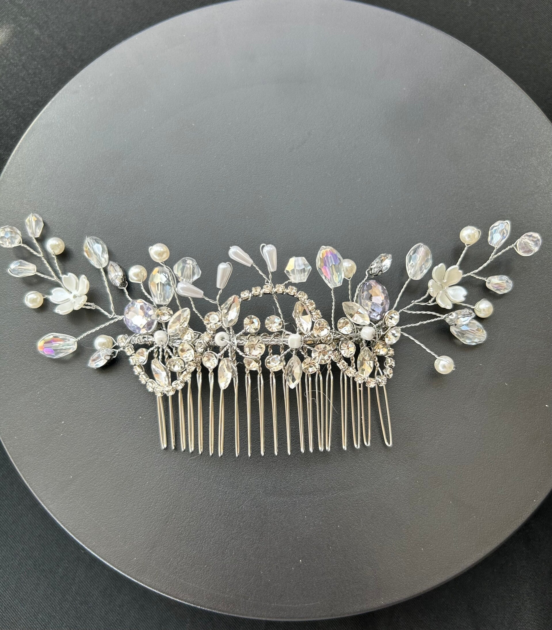Silver hair comb