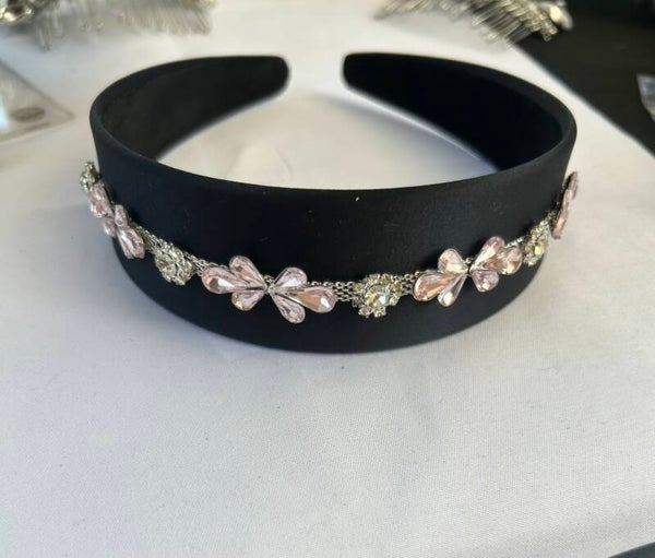 Black headband with pink trim