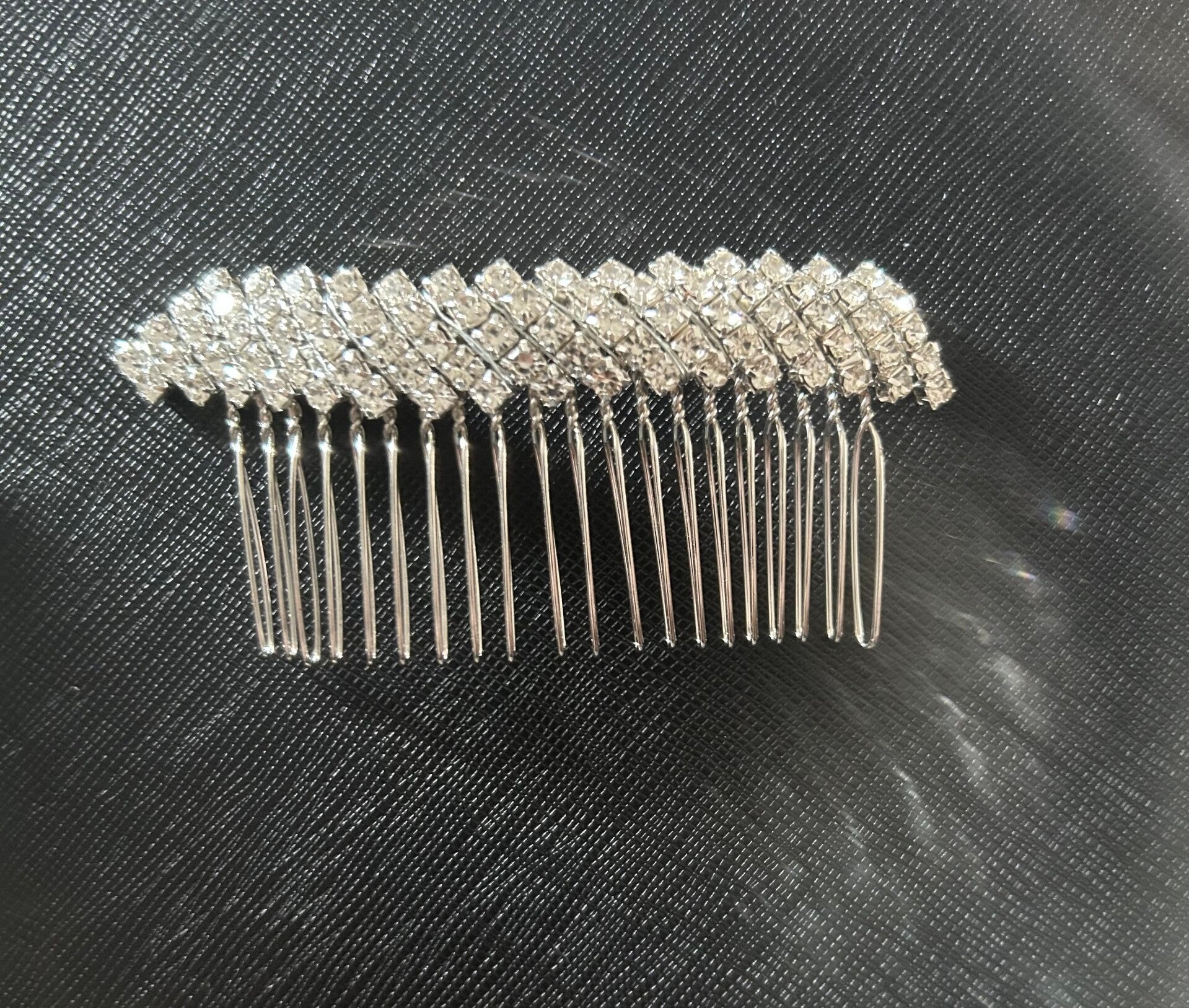 Sparkly hair comb