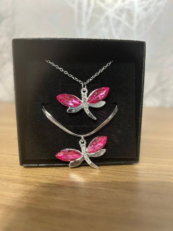 Pink dragonfly set