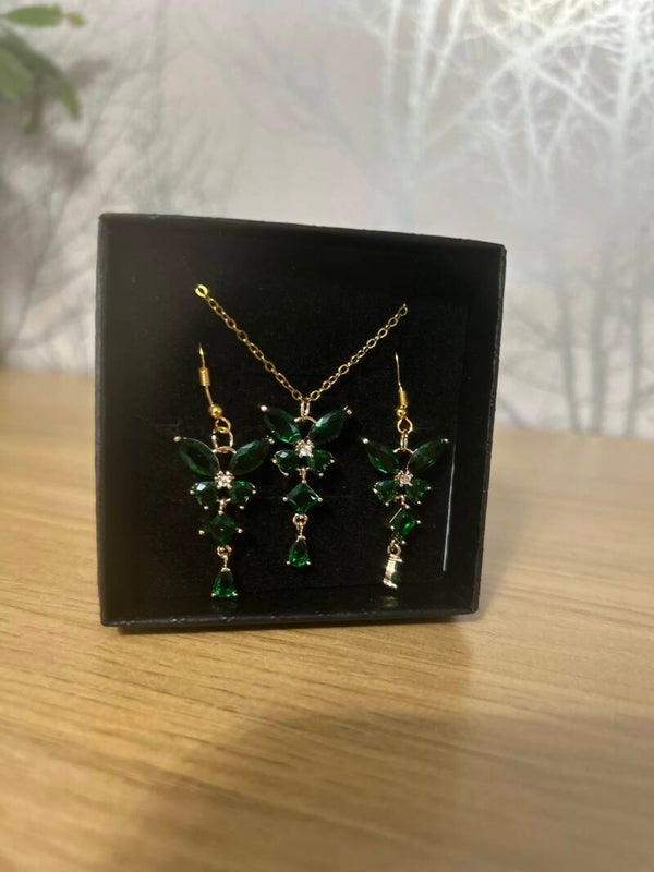 Green butterfly set