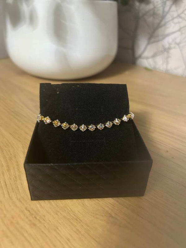 Gold effect sparkly bracelet