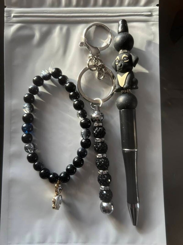 Black dog set