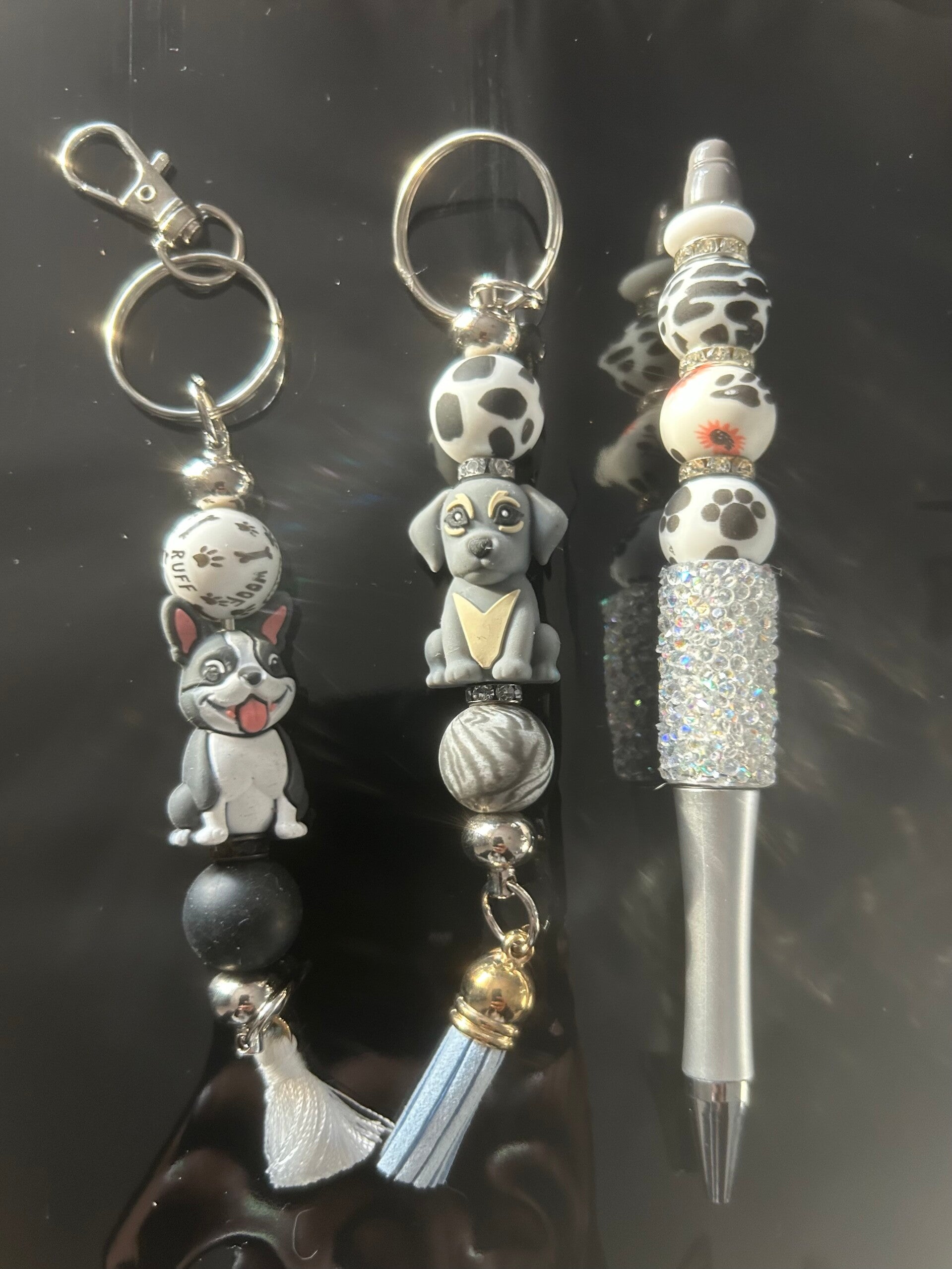 2 x dogs set