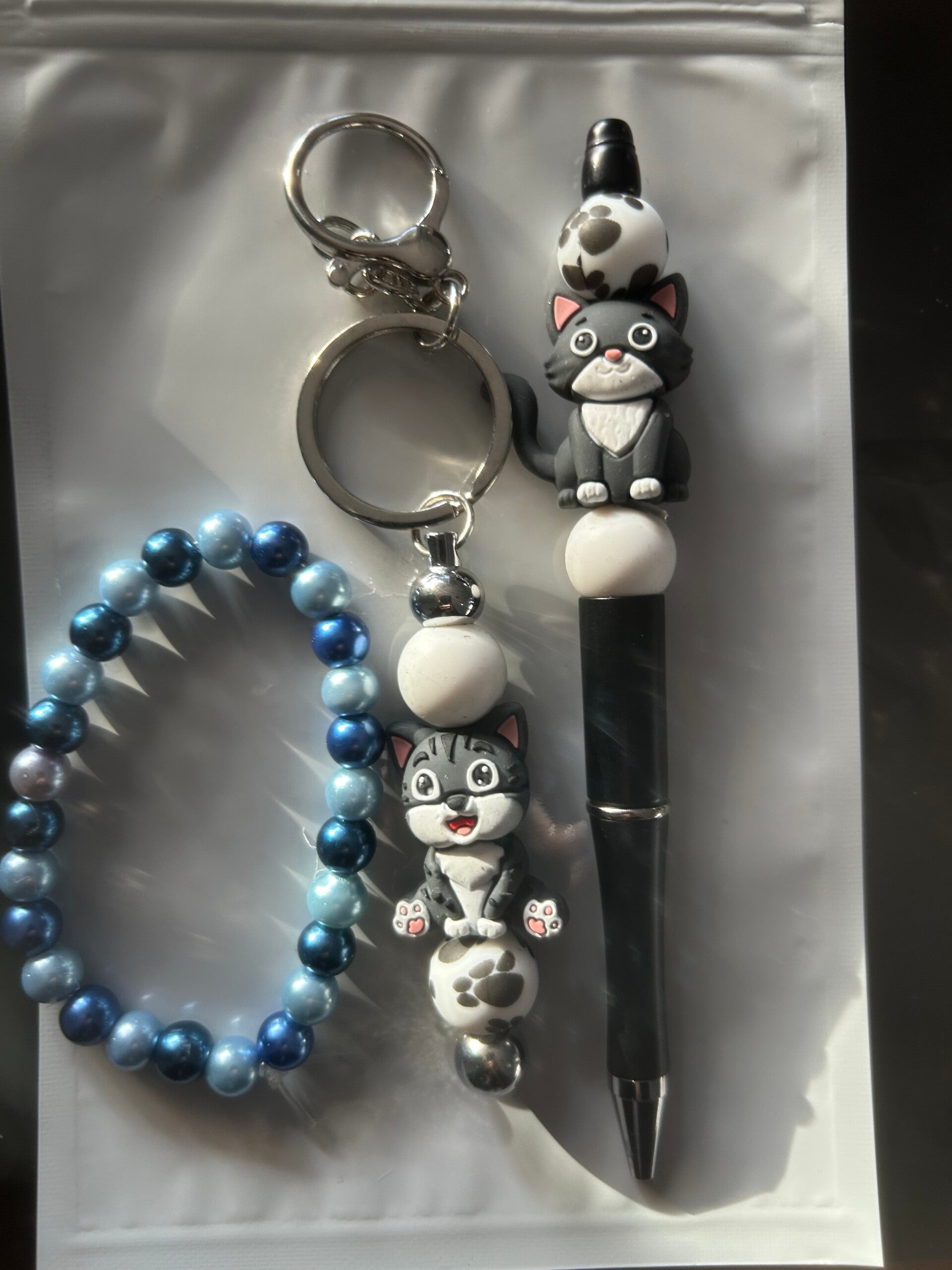 Black cat set