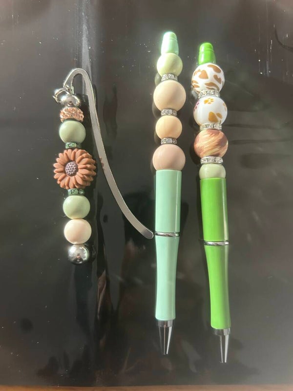 Green flower set