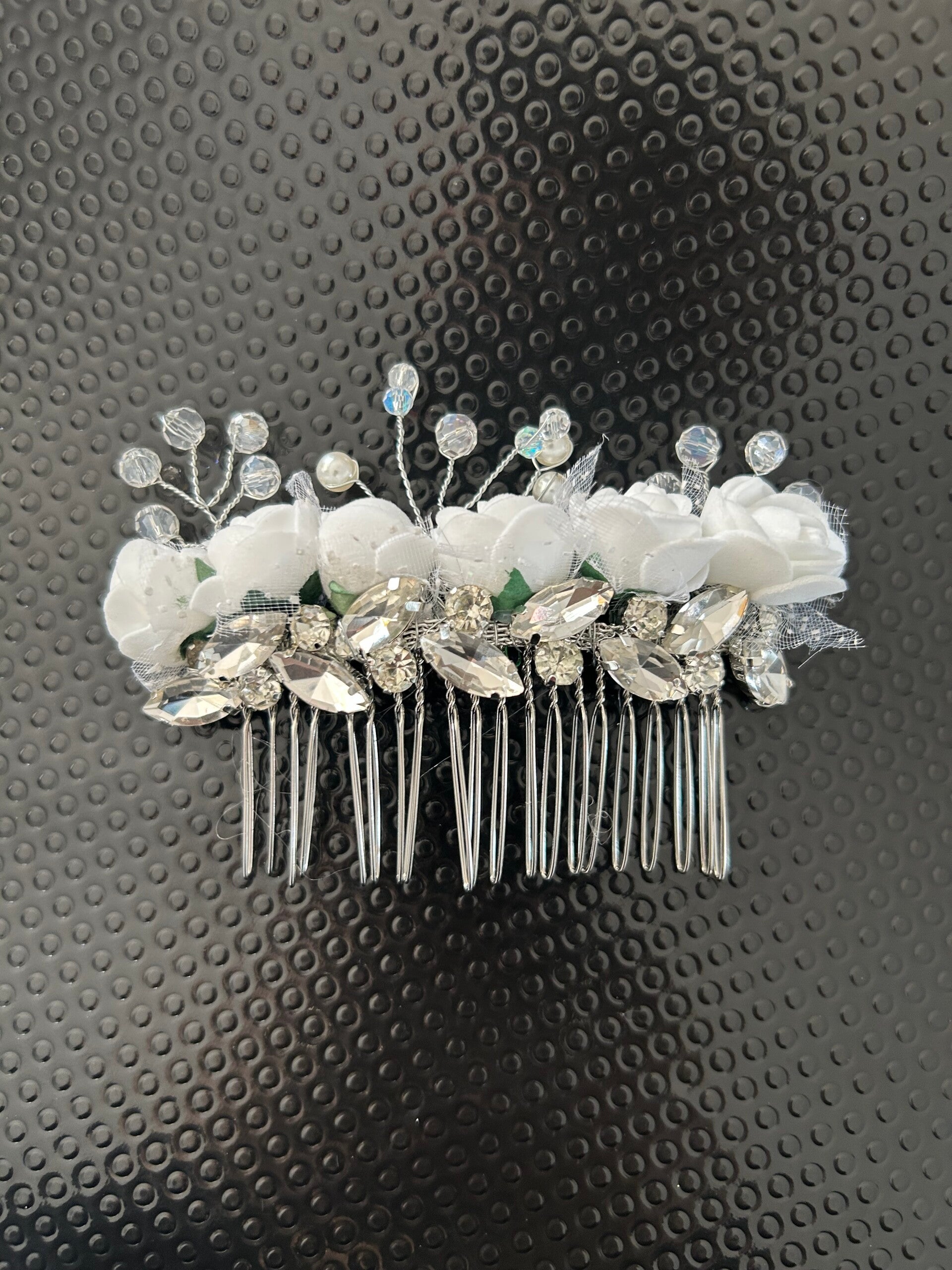 White rose hair comb