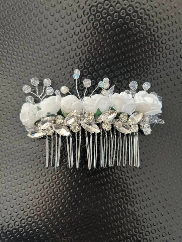 White rose hair comb