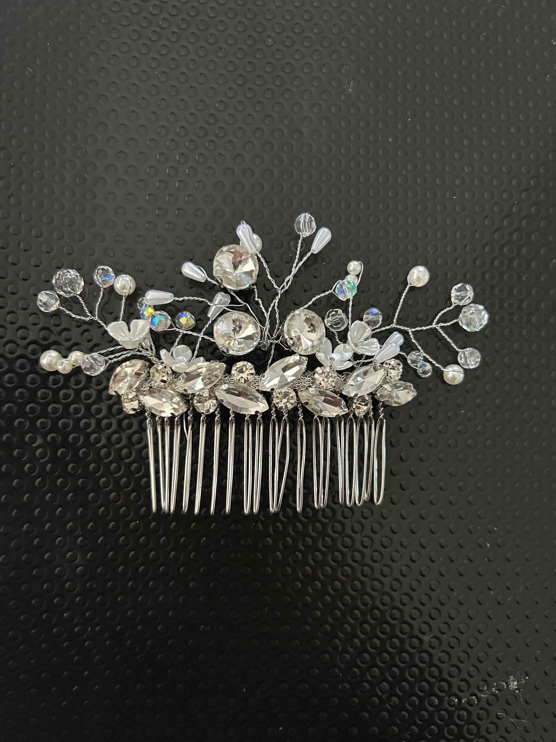 Silver hair comb