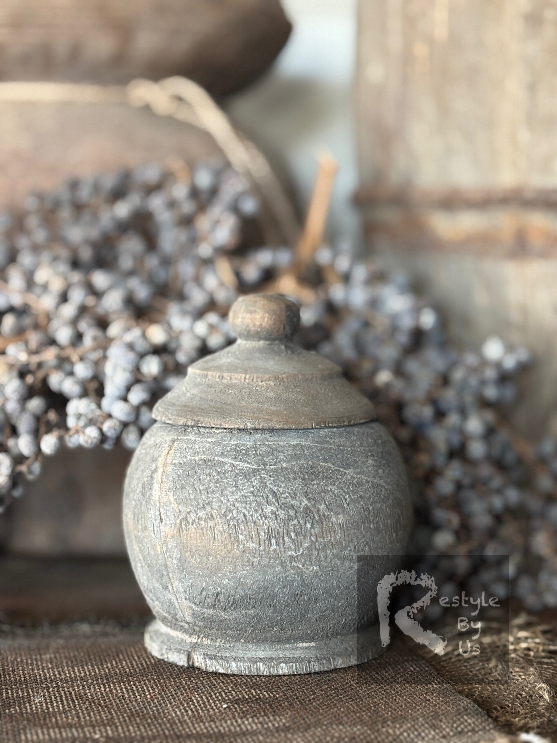 Houten Potjes met Deksel S