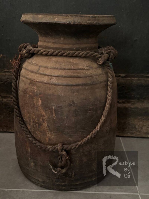 Nepalese pot met touw A