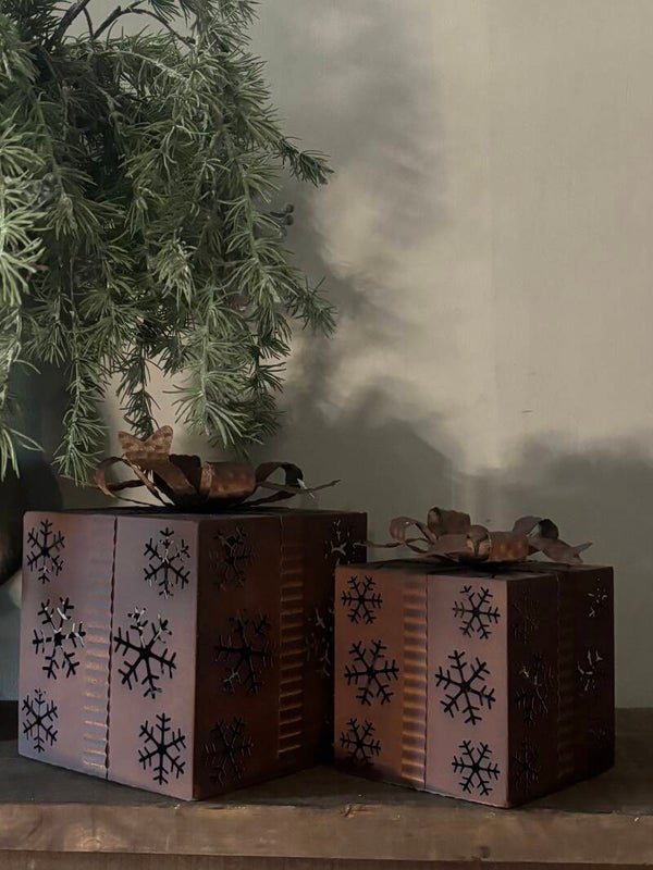 Metalen Cadeau Box met LED-verlichting – Roestbruin