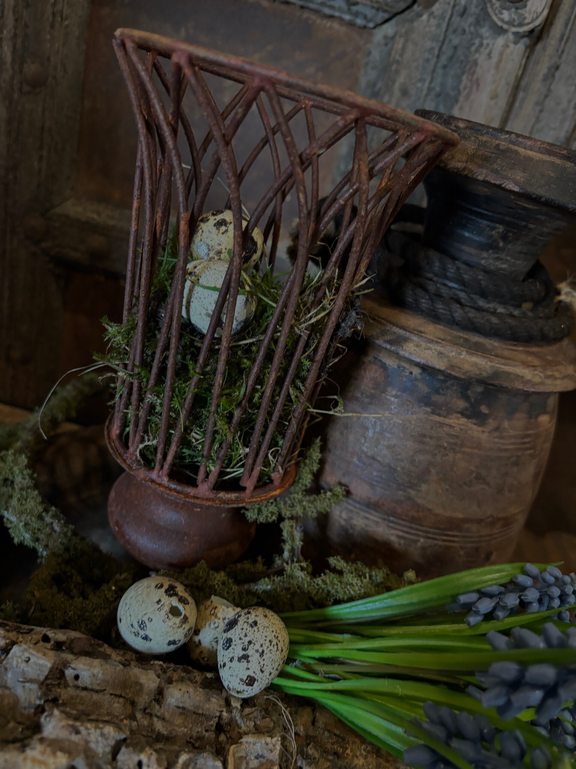 Roest Basket op voet